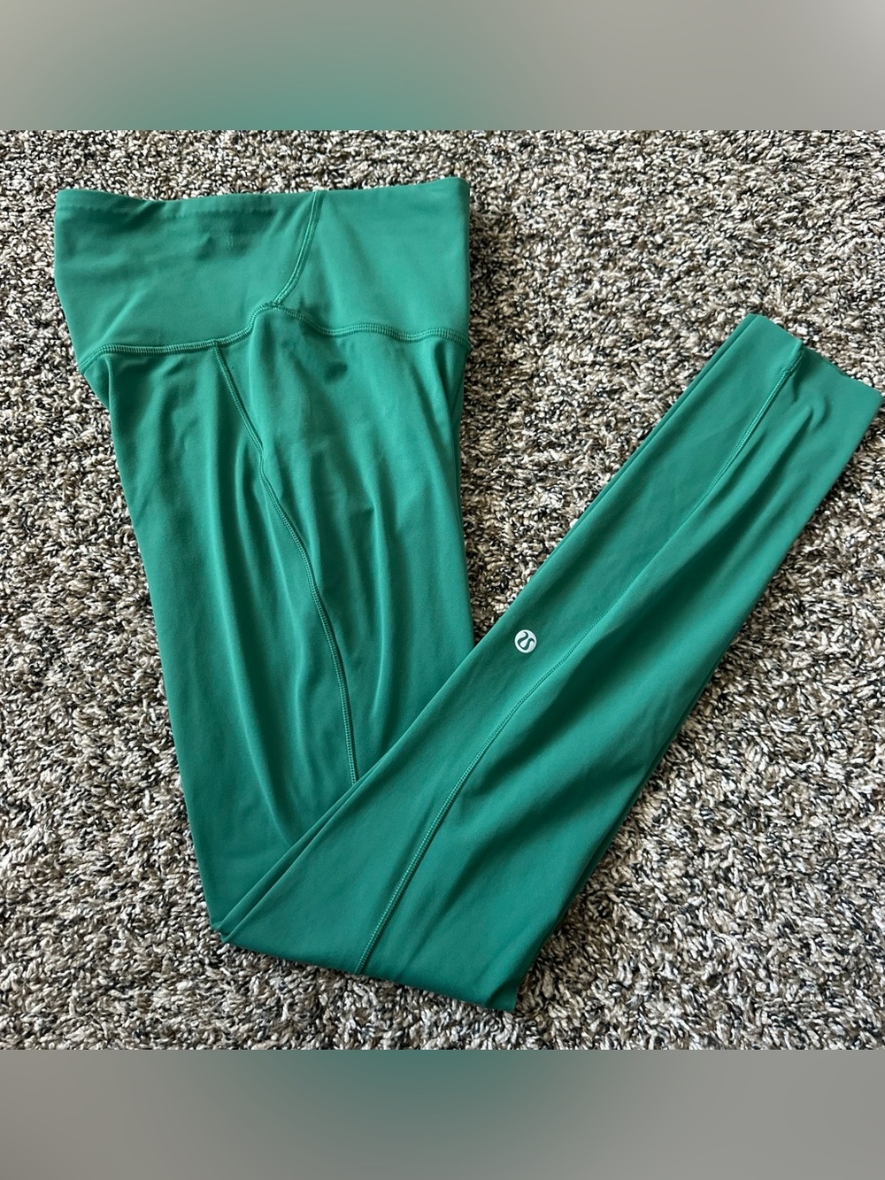 Lululemon Women’s Wunder Train High-Rise Tights with Pockets green size 2